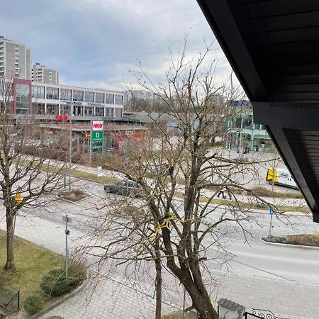 Comfortable Apartment In Commercial Centre Unterhaching Dış mekan fotoğraf