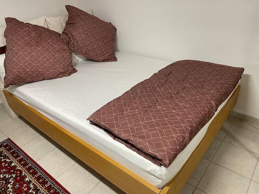 Comfortable Apartment In Commercial Centre Unterhaching Dış mekan fotoğraf