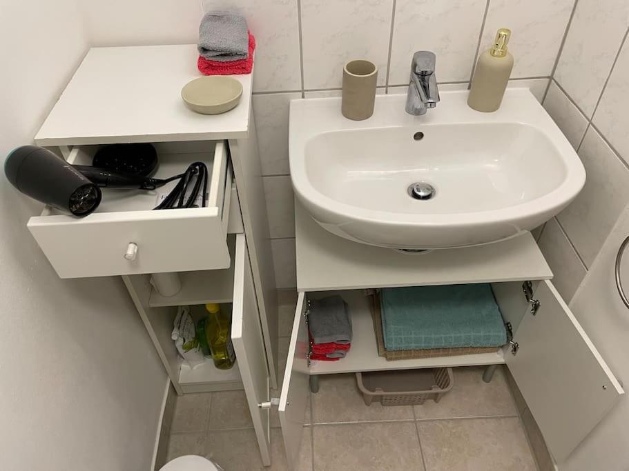 Comfortable Apartment In Commercial Centre Unterhaching Dış mekan fotoğraf